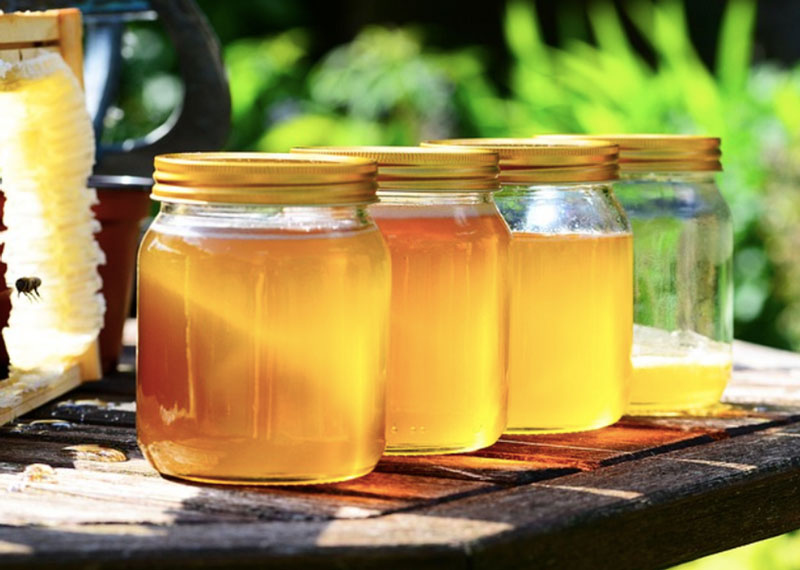معرفی فرآورده های زنبورعسل | خواص، کاربرد و شیوه مصرف 1 honey vinegar